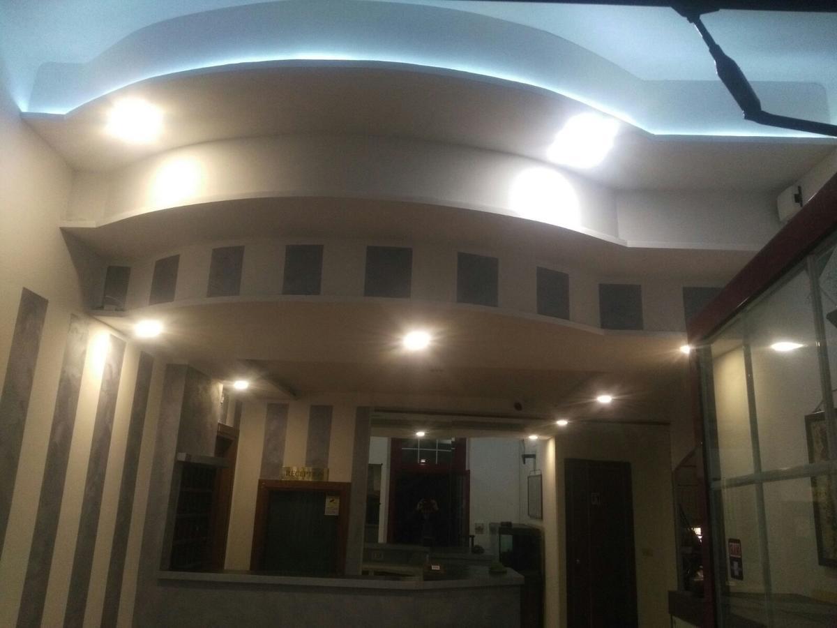 Hotel San Giorgio อาลัสซิโอ ภายนอก รูปภาพ
